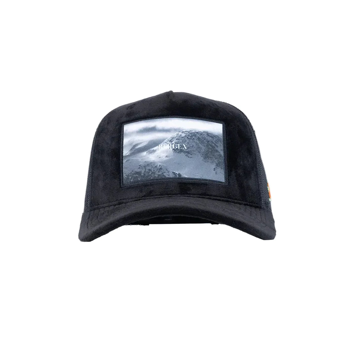 Great Norrland Mountains Trucker Keps Velvet Black